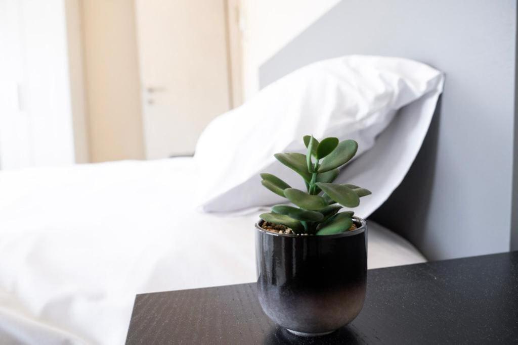 Prime Location! 1 Bedroom Apt In Tlv Beating Heart Тель-Авив Экстерьер фото